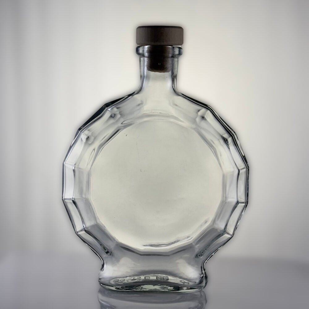 Graviruotas stiklinis butelis – ypatinga personalizuota dovana